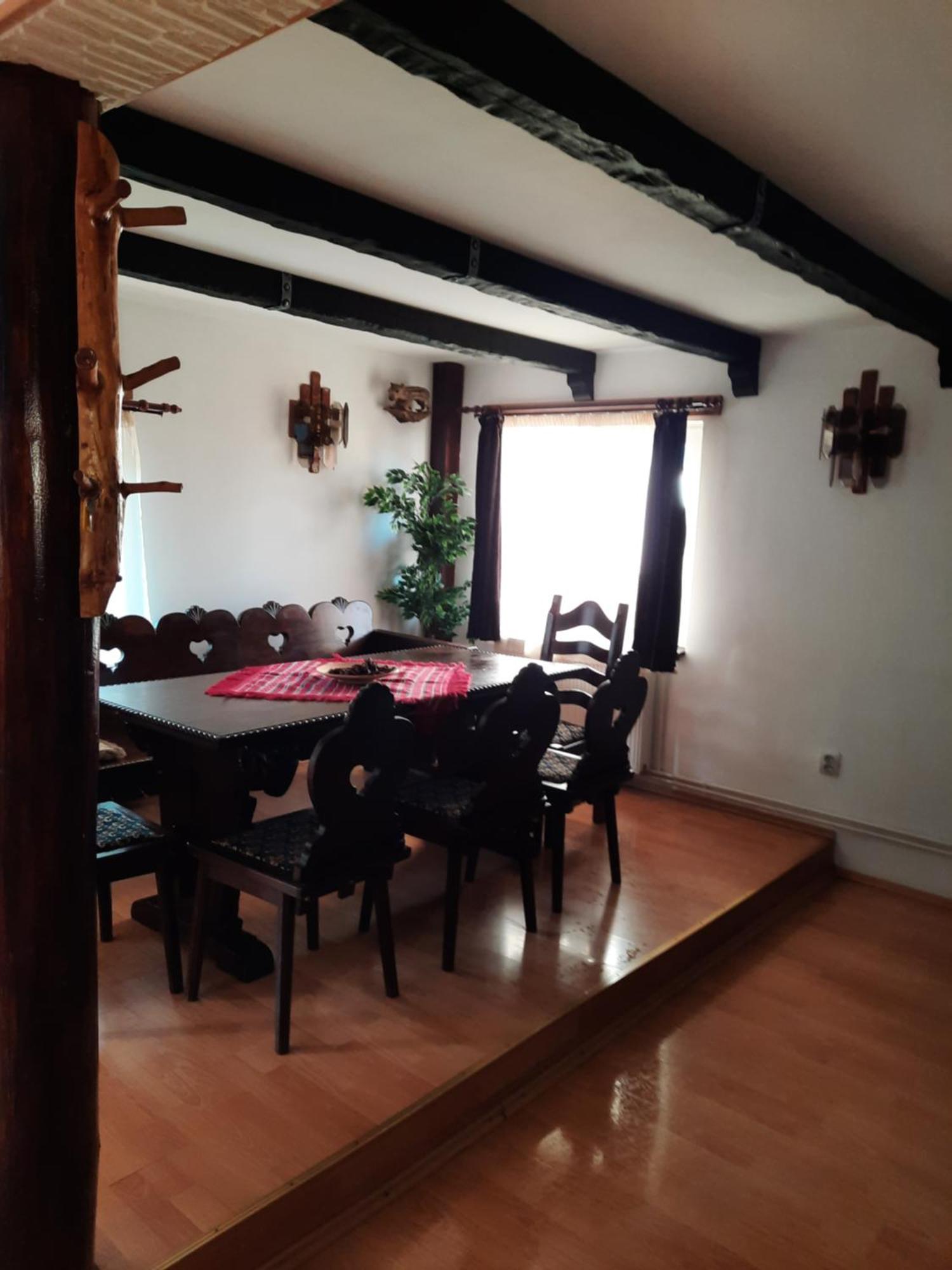 Colt De Rai Villa Bran  Ngoại thất bức ảnh